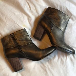 EUC Cole Haan metallic booties
